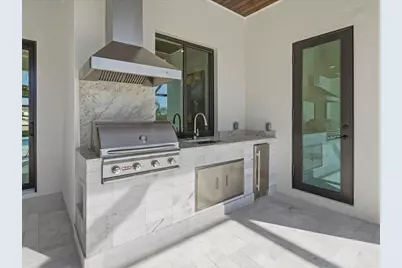 18433 Royal Hammock Boulevard, Naples, FL 34114 - Photo 30