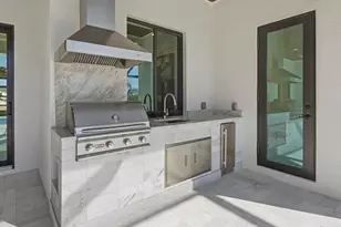 18433 Royal Hammock Blvd, Naples, FL 34114 - Photo 30