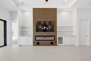 18433 Royal Hammock Blvd, Naples, FL 34114 - Photo 16