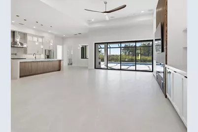 18433 Royal Hammock Boulevard, Naples, FL 34114 - Photo 14