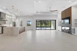 18433 Royal Hammock Blvd, Naples, FL 34114 - Photo 6