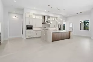 18433 Royal Hammock Blvd, Naples, FL 34114 - Photo 12