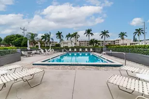 835 W Elkcam Cir, Marco Island, FL 34145 - Photo 22