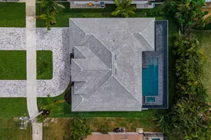 872 Swan Dr, Marco Island, FL 34145 - Photo 4