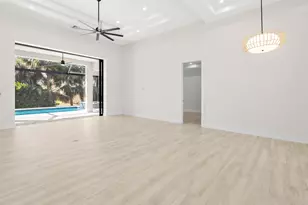 872 Swan Dr, Marco Island, FL 34145 - Photo 4