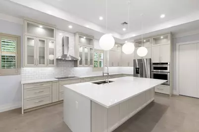 1086 Michigan Avenue, Naples, FL 34103 - Photo 6