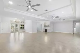 1086 Michigan Ave, Naples, FL 34103 - Photo 12