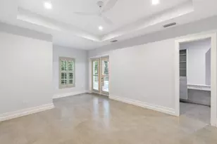 1086 Michigan Ave, Naples, FL 34103 - Photo 16