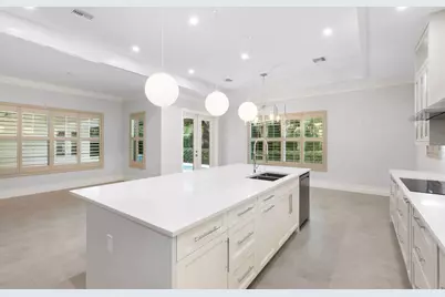 1086 Michigan Avenue, Naples, FL 34103 - Photo 8