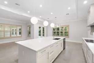 1086 Michigan Ave, Naples, FL 34103 - Photo 8