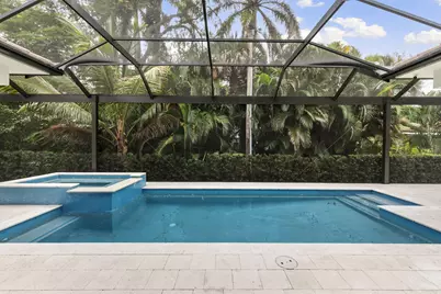 1086 Michigan Avenue, Naples, FL 34103 - Photo 34