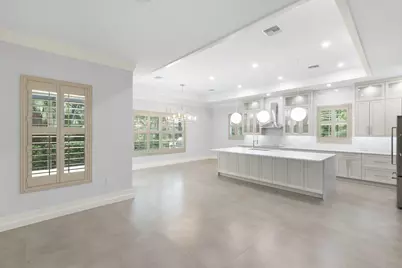 1086 Michigan Avenue, Naples, FL 34103 - Photo 4