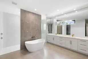 1086 Michigan Ave, Naples, FL 34103 - Photo 18