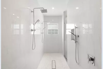 1086 Michigan Avenue, Naples, FL 34103 - Photo 20