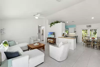 4523 Robin Avenue, Naples, FL 34104 - Photo 2