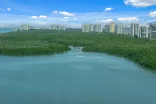 60 Seagate Dr, Naples, FL 34103 - Photo 36