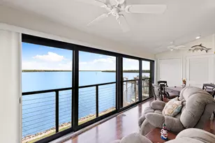 611 Palm Ave, Goodland, FL 34140 - Photo 4