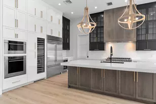 1108 Winterberry Dr, Marco Island, FL 34145 - Photo 2