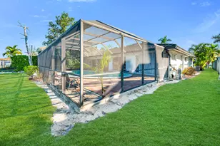 2170 Snook Dr, Naples, FL 34102 - Photo 4