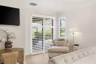 2906 Aviamar Cir, Naples, FL 34114 - Photo 16