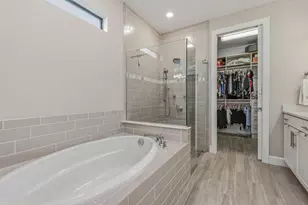 2797 Amaranda Ct, Naples, FL 34114 - Photo 18