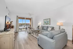 2740 Cypress Trace Cir, Naples, FL 34119 - Photo 8