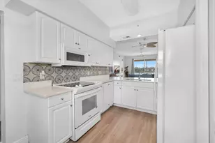 2740 Cypress Trace Cir, Naples, FL 34119 - Photo 14