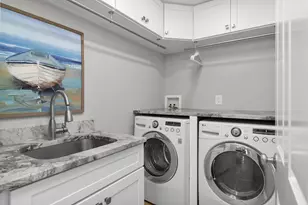 186 Wickliffe Dr, Naples, FL 34110 - Photo 22