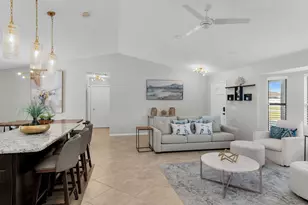 186 Wickliffe Dr, Naples, FL 34110 - Photo 14