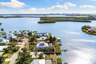 418 Panay Ave, Naples, FL 34113 - Photo 2