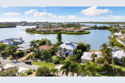 418 Panay Avenue, Naples, FL 34113 - Photo 22