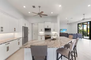 782 Saturn Ct, Marco Island, FL 34145 - Photo 10