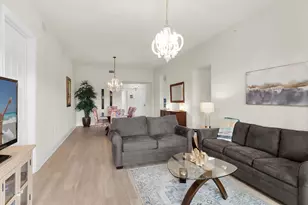 9205 Museo Cir, Naples, FL 34114 - Photo 10