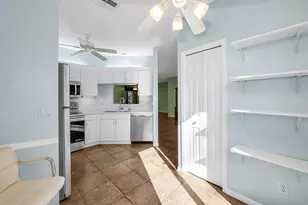 3755 Fieldstone Blvd, Naples, FL 34109 - Photo 4