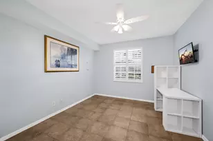 3755 Fieldstone Blvd, Naples, FL 34109 - Photo 10