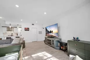 4620 St Croix Ln, Naples, FL 34109 - Photo 4