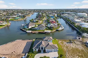 980 N Barfield Dr, Marco Island, FL 34145 - Photo 2
