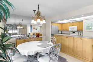 657 Seaview Ct, Marco Island, FL 34145 - Photo 8