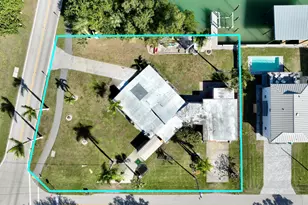 101 Pago Pago Dr E, Naples, FL 34113 - Photo 36