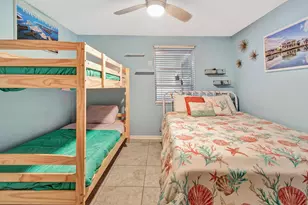 101 Pago Pago Dr E, Naples, FL 34113 - Photo 10