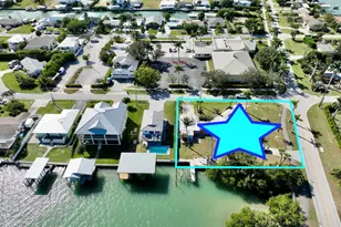 101 Pago Pago Dr E, Naples, FL 34113 - Photo 2