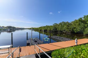 290 Newport Dr, Naples, FL 34114 - Photo 36