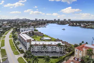 750 W Elkcam Cir, Marco Island, FL 34145 - Photo 22