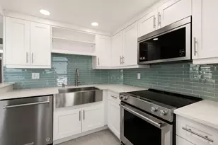 320 Seaview Ct, Marco Island, FL 34145 - Photo 12