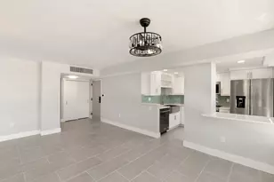 320 Seaview Ct, Marco Island, FL 34145 - Photo 14