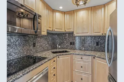 140 Seaview Court #S-704, Marco Island, FL 34145 - Photo 6