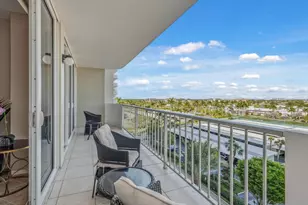 140 Seaview Ct, Marco Island, FL 34145 - Photo 10