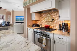 689 Rockport Ct, Marco Island, FL 34145 - Photo 14