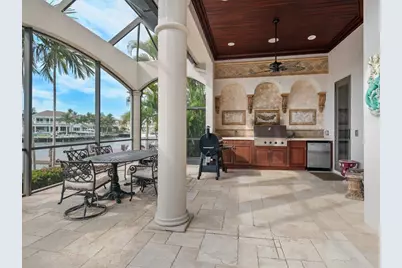 689 Rockport Court, Marco Island, FL 34145 - Photo 8