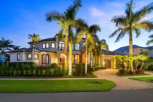 689 Rockport Ct, Marco Island, FL 34145 - Photo 1